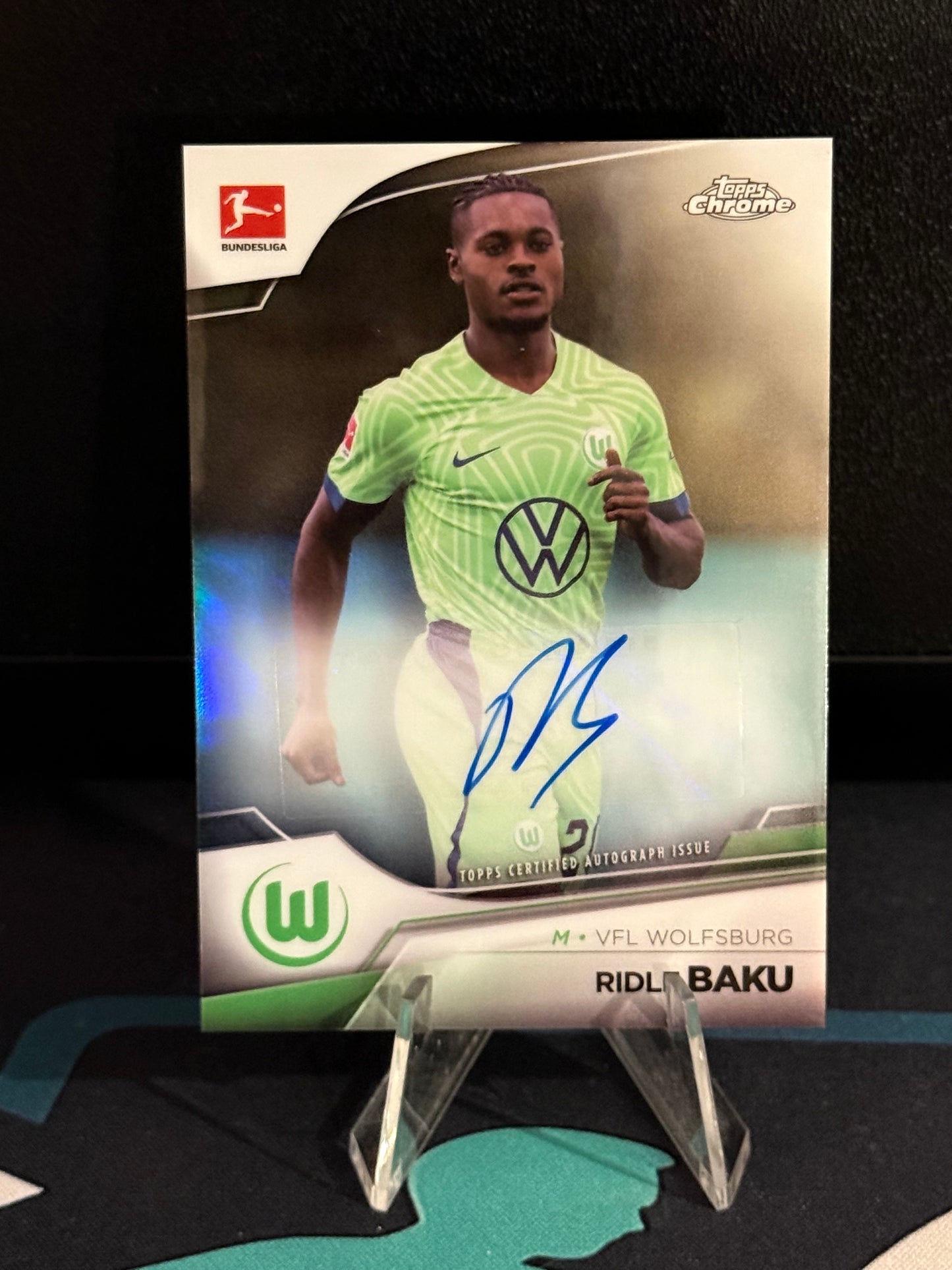 2022/2023 Topps Chrome Bundesliga Ridle Baku Autograph Refractor Parallel
