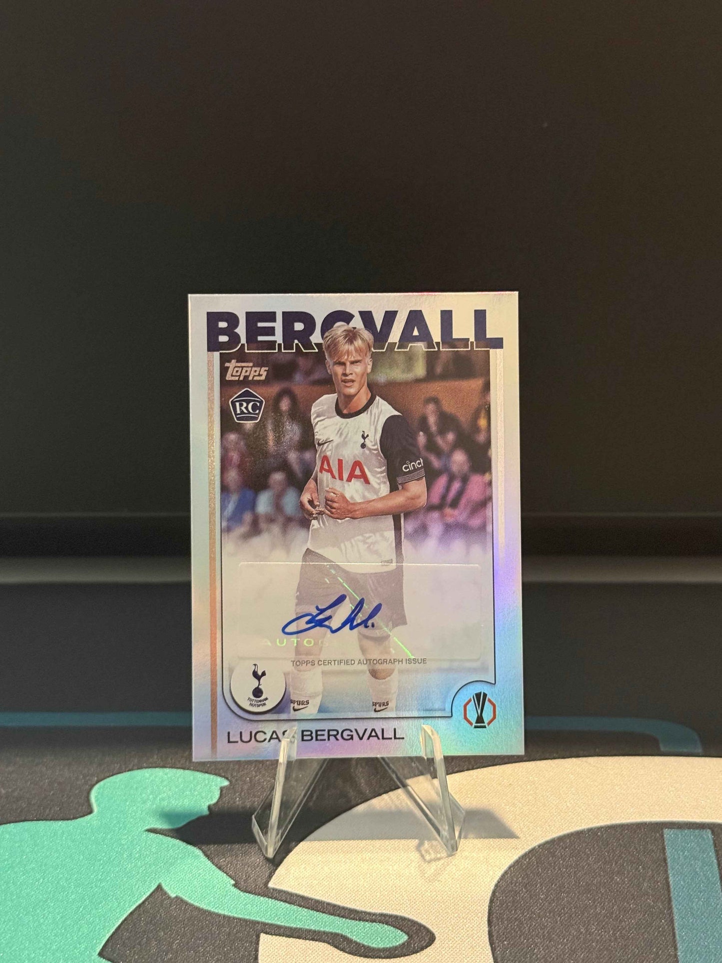 2024/2025 Topps Flagship UCC Lucas Bergvall RC Autograph Refractor