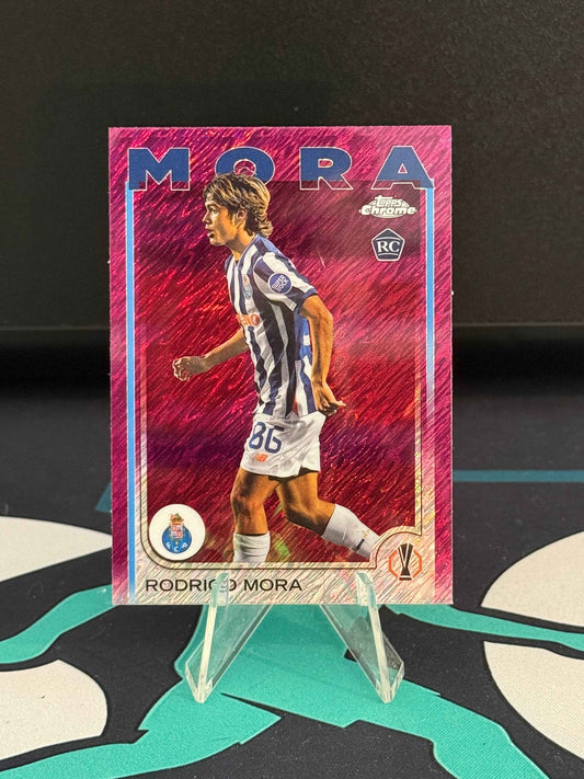 2024/2025 Topps Chrome UCC Rodrigo Mora RC Magenta Shimmer Parallel
