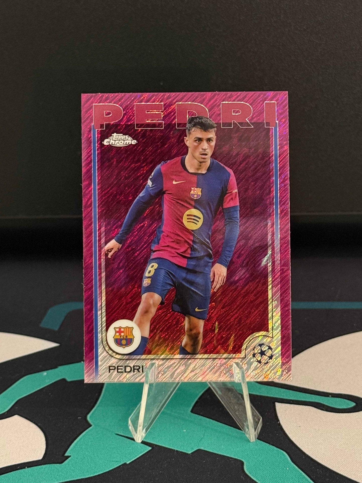 2024/2025 Topps Chrome UCC Pedri Magenta Shimmer Parallel