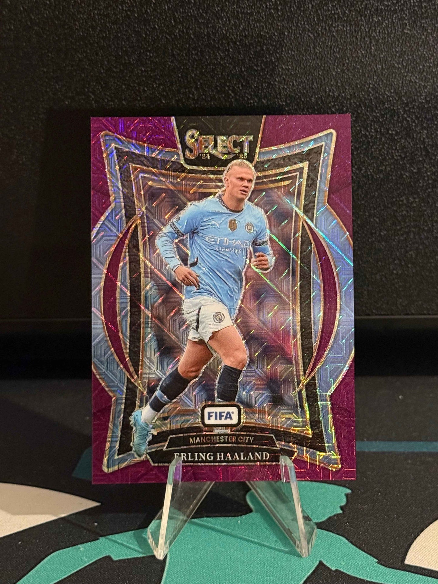 2024/2025 Panini Select FIFA Erling Haaland Purple Mojo Parallel